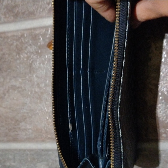 Fossil canvas wristlet wallet - Picture 5 of 8